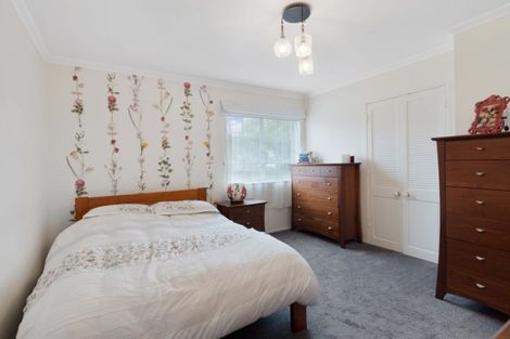 Photo of property in 27 Madill Road, St Andrews, Hamilton, 3200