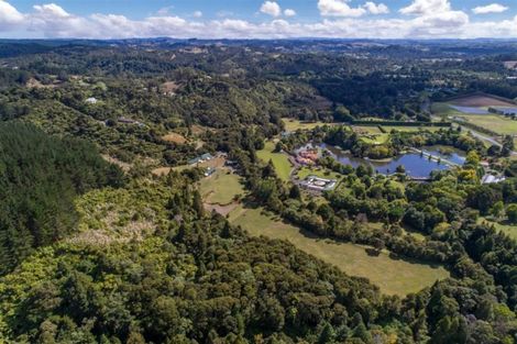 Photo of property in 121 Robinson Road, Whitianga, 3510