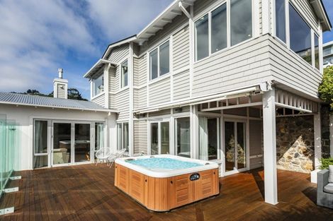Photo of property in 2 Challenger Lane, Redcliffs, Christchurch, 8081