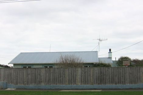 Photo of property in 17 Weraroa Road, Levin, 5510