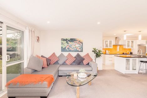 Photo of property in 44 Queenspark Drive, Parklands, Christchurch, 8083