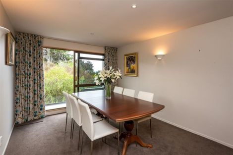 Photo of property in 10 Nehru Place, Cashmere, Christchurch, 8022