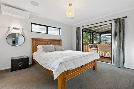 Photo of property in 66 Helenslee Road, Pokeno, 2402