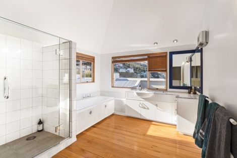 Photo of property in 70 Hensman Road, Queenstown, 9300