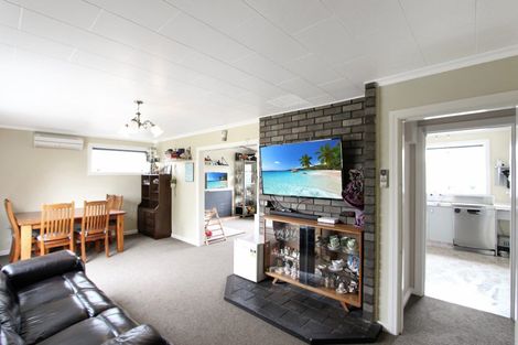 Photo of property in 12 Tui Street, Pahiatua, 4910