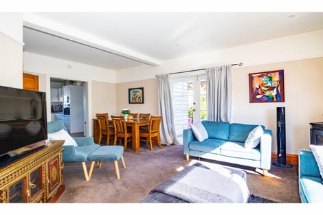 Photo of property in 4 Seaview Terrace, Bluff Hill, Napier, 4110