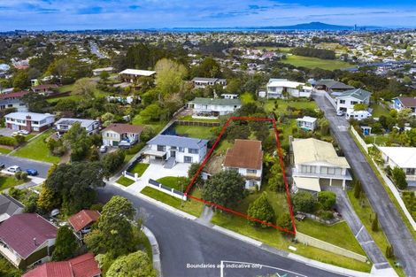 Photo of property in 18 Pemberton Avenue, Bayview, Auckland, 0629