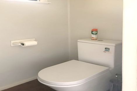 Photo of property in 33 Glenview Road, Glen Eden, Auckland, 0602