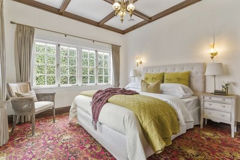 Photo of property in 1 Norwood Road, Bayswater, Auckland, 0622