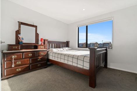 Photo of property in 42 Dignity Street, Papakura, 2110