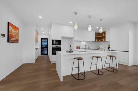 Photo of property in 34 Emerald Avenue, Rosehill, Papakura, 2113