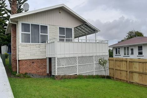 Photo of property in 16 Carole Crescent, Pakuranga, Auckland, 2010