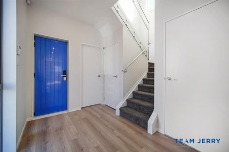 Photo of property in 67 Whare Kauri Road, Papakura, 2110