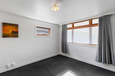 Photo of property in 27 Weraroa Road, Levin, 5510
