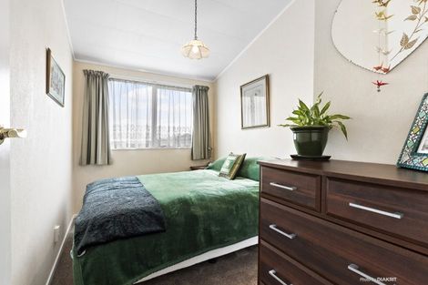 Photo of property in 6 Kekerenga Street, Strathmore Park, Wellington, 6022