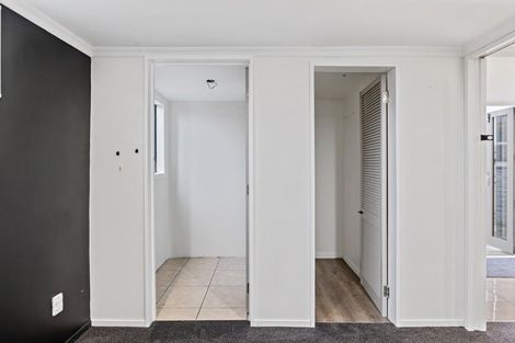 Photo of property in 18 Bayswater Crescent, Bromley, Christchurch, 8062