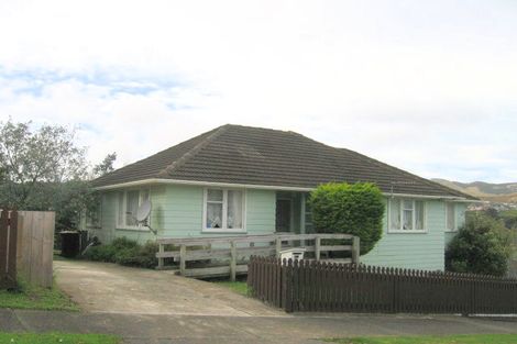 Photo of property in 33 Turkington Street, Tawa, Wellington, 5028