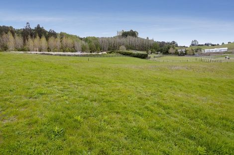 Photo of property in 2 Lochinvar Lane, Acacia Bay, Taupo, 3385