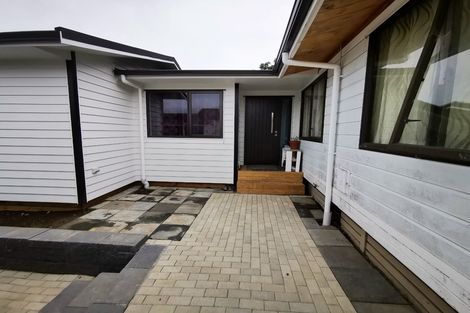 Photo of property in 5 Pinehurst Place, Wattle Downs, Auckland, 2103