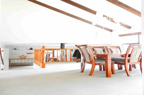 Photo of property in 29 Cairngorm Place, Highland Park, Auckland, 2010