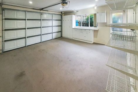 Photo of property in 9 Lorikeet Place, Unsworth Heights, Auckland, 0632