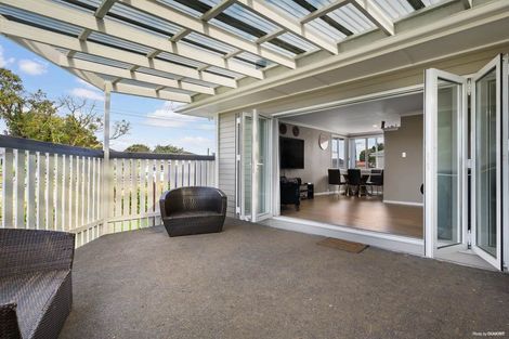 Photo of property in 30 James Street, Mangere East, Auckland, 2024