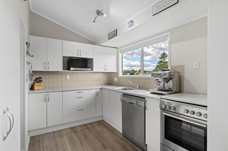 Photo of property in 6 Hatfield Heights, Hatfields Beach, Orewa, 0931