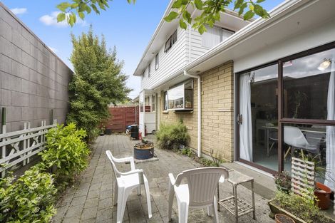 Photo of property in 2/964 High Street, Avalon, Lower Hutt, 5011