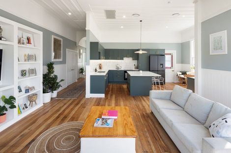 Photo of property in 114 Victoria Street, Cambridge, 3434