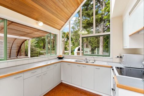 Photo of property in 38 Grand View Road, Leigh, 0985