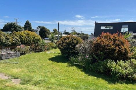 Photo of property in 57 Dixon Street, Oakura, 4314