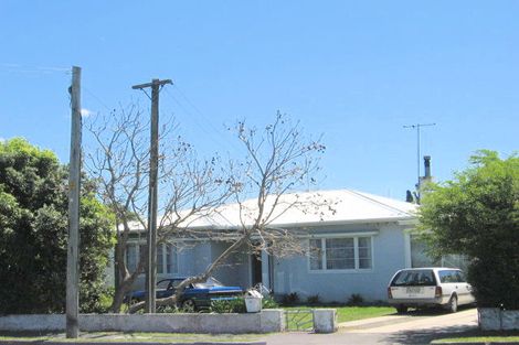 Photo of property in 38 De Lautour Road, Inner Kaiti, Gisborne, 4010