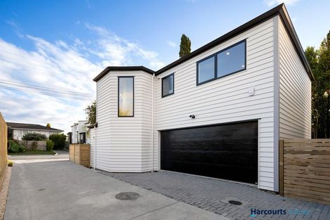 Photo of property in 8b Deuxberry Avenue, Northcote, Auckland, 0627