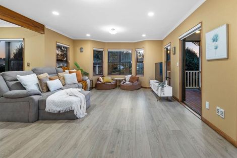 Photo of property in 43 Thelma Place, Lynmore, Rotorua, 3010