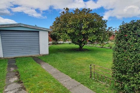 Photo of property in 10 Parsonage Road, Waimate, 7924
