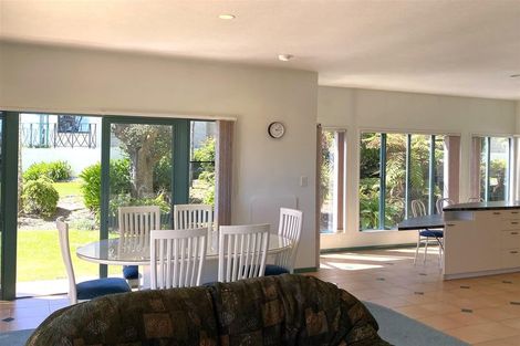 Photo of property in 87 Main South Road, Karoro, Greymouth, 7805