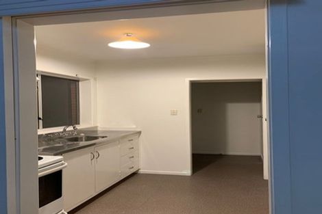 Photo of property in 1/16 Kathleen Street, Totara Vale, Auckland, 0627