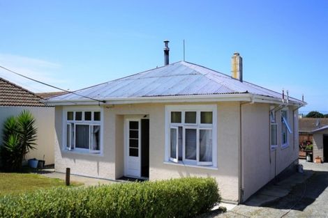 Photo of property in 19 Mersey Street, South Hill, Oamaru, 9400