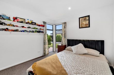 Photo of property in 23 Little Oaks Drive, Yaldhurst, Christchurch, 8042