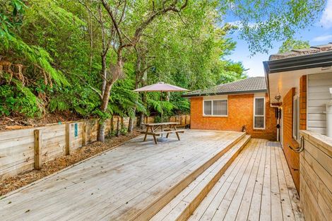 Photo of property in 21a Woodfern Crescent, Titirangi, Auckland, 0604