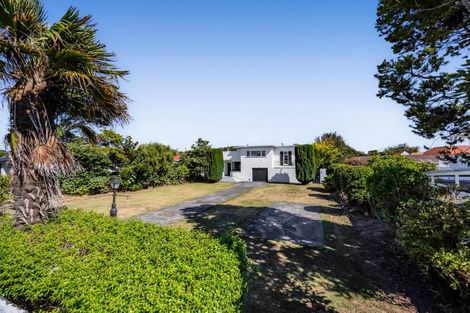 Photo of property in 14 Dives Avenue, Hawera, 4610