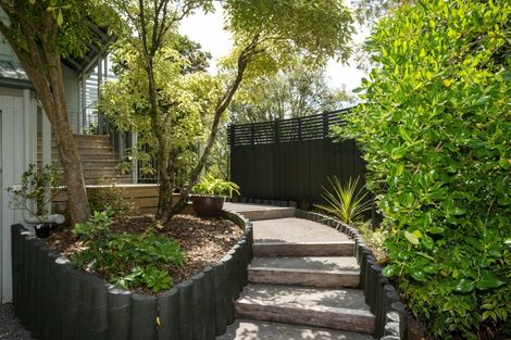 Photo of property in 33 Reeve Drive, Havelock North, 4130