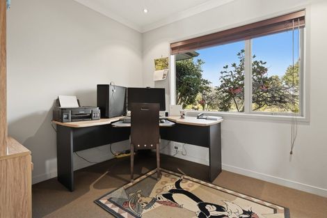 Photo of property in 11 Bradley Avenue, Pyes Pa, Tauranga, 3112