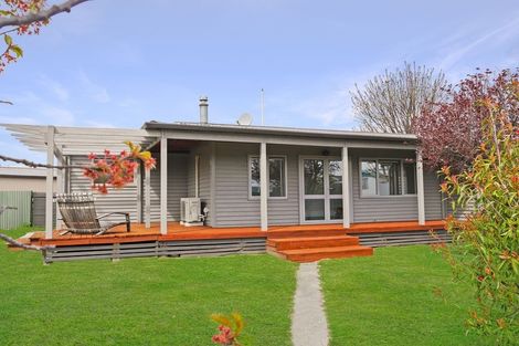 Photo of property in 15 Simons Street, Twizel, 7901