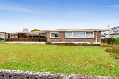 Photo of property in 38 Cowling Road, Hurdon, New Plymouth, 4310
