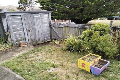 Photo of property in 72 Cunliffe Street, Churton Park, Wellington, 6037