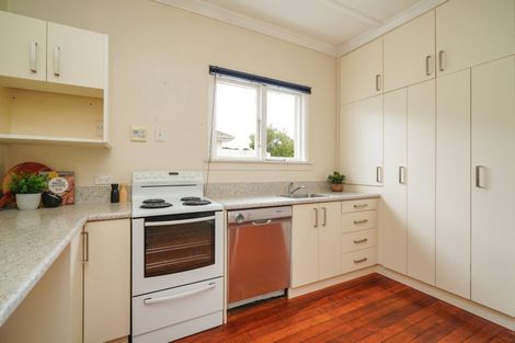 Photo of property in 32 Melbourne Street, Windsor, Invercargill, 9810