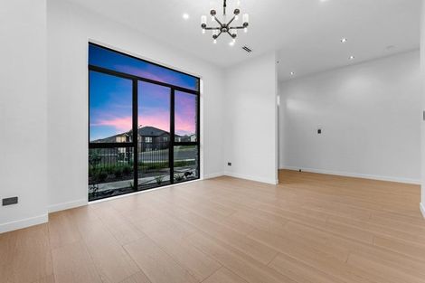Photo of property in 37 Hing Street, Flat Bush, 2019