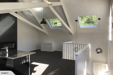 Photo of property in 225 Aro Street, Aro Valley, Wellington, 6021