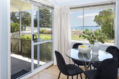 Photo of property in 72a Marine Parade, Mellons Bay, Auckland, 2014